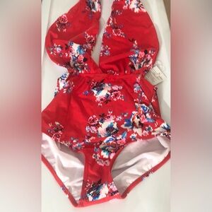 Cocoship one piece swimsuit. Size 4. NWT